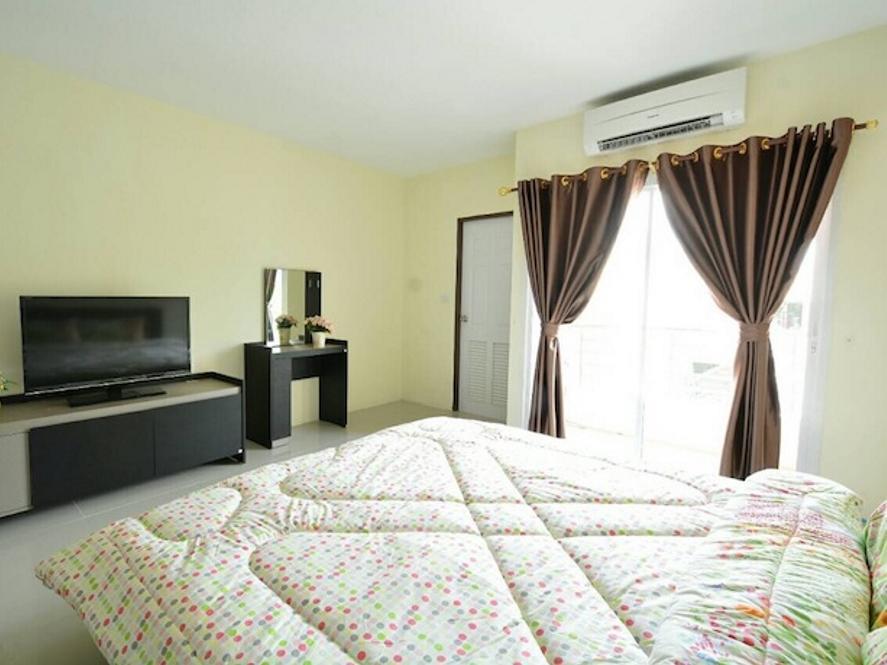 42 Place Bangkok Exterior photo